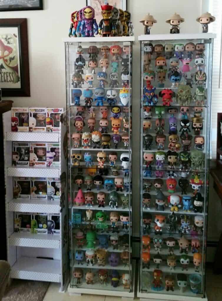 pop figures display case